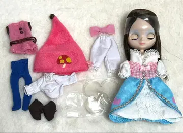 미니 브라이스 웨이크업 키스