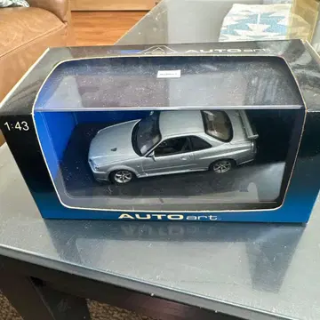 AUTOart 1:43 스포츠카 실버