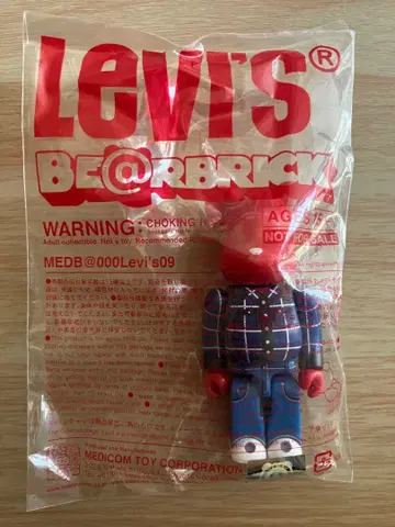 베어브릭 Levi's x MEDICOM TOY 2