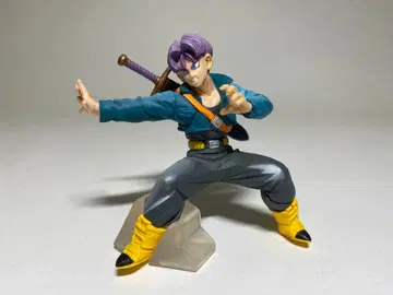 드래곤볼 극채 트렁크스 피규어