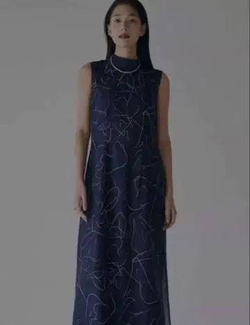 AMERI MEDI BODY LINE ART DRESS