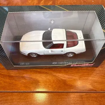 No367. detail cars art 210 corvette