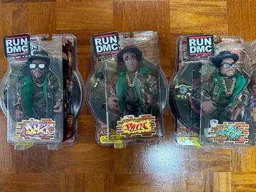 RUN DMC 피규어 세트 3체 MEZCO