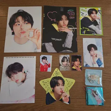 NCTWISH 리쿠 2 포토 카드 & 아크릴 키링 세트