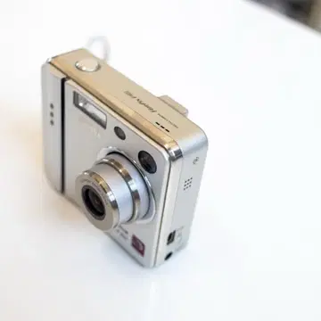 Fujifilm Finepix F401 / 디카 / 디지털 카메라 | 브랜드 중고거래