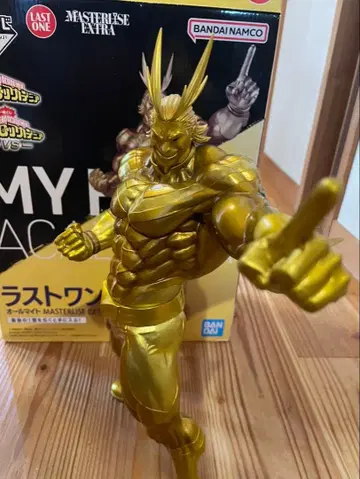 반다이 마스터피스 엑스트라 올마이트 골드