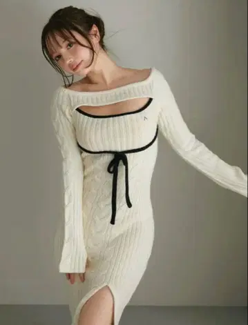 Andmary joan 리본 니트 드레스 아이보리