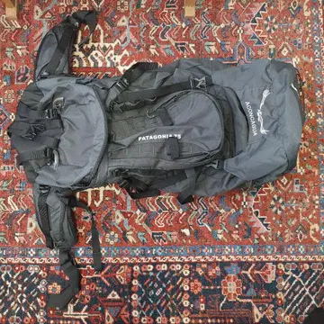 PATAGONIA AGONGACUA 75 블랙 백팩
