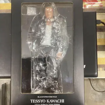 크로우즈&워스트 TESSYO KAWACHI 피규어