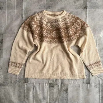 긴팔 니트 페어아일 패턴 울 혼방 미색 스코틀랜드 K-스타일
