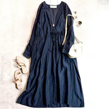 새상품급 서드 매거진 실크 카슈쿨 원피스 시어 네이비 플레어 실루엣