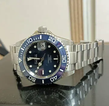 매우 새상품급. DAVOSA 테르노스 200M 다이버 블루 베젤 손목시계