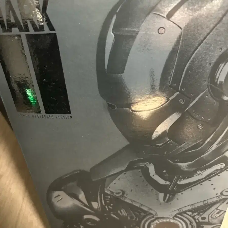 We are selling a 12-inch figure of Iron Man 3 Tony Stark Rose Hill version. #,#3,#,#12,# on Bunjang Global Site. We are selling a 12-inch figure of Iron Man 3 Tony Stark Rose Hill version. #,#3,#,#12,# on Bunjang Global Site.