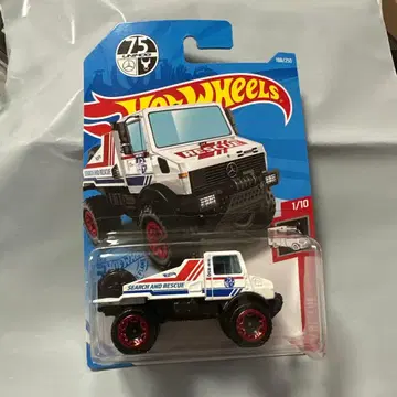 HotWheels MERCEDES-BENZ UNIMOG 1300 75th