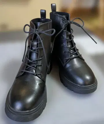 숏부츠 워크 부츠 레이스업 사이드 고어 부츠 블랙