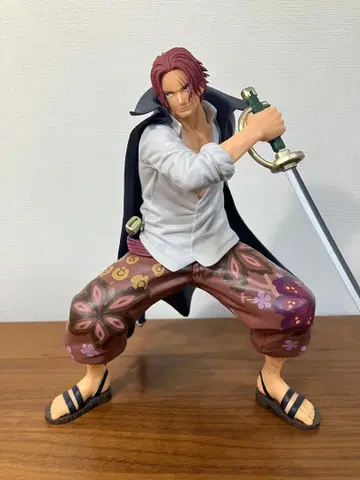 샹크스 피규어 빨간 머리 ONE PIECE 새상품급