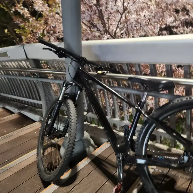 첼로 카본 mtb cm2xc2018년식 대차 판메합니다 내고 불가능