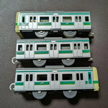 프라레일 차량 조반선 E231계 우에노행 표기 3량 편성