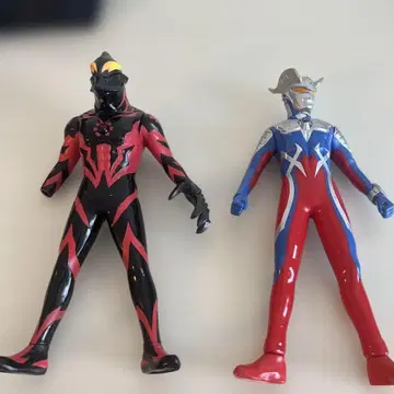 울트라맨 사운드 피규어 베리알&제로