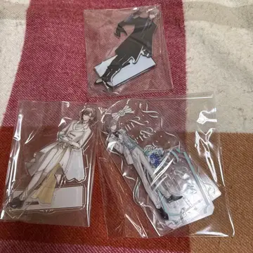 니지산지 카나에 아크릴 스탠드 묶음 판매