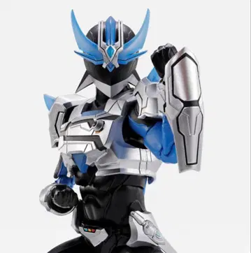 [미개봉] S.H.Figuarts (진골조제법) 윙맨 가더 실루엣