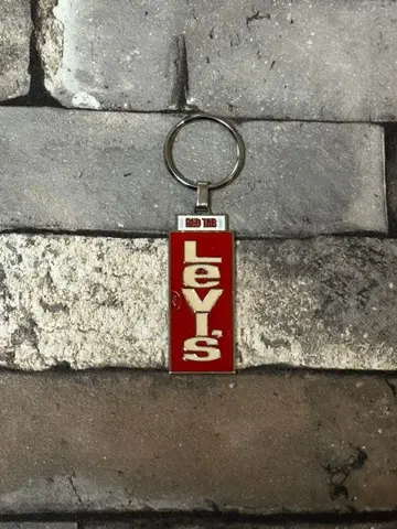 Levi's 키링 레드탭 실버탭
