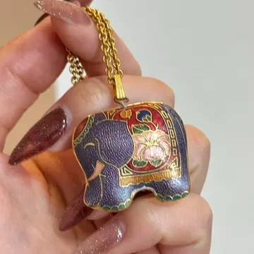 [ 예쁨 ] 칠보 세공 코끼리 목걸이