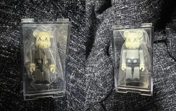 메디콤토이 베어브릭 KAWS 100% 피규어 세트