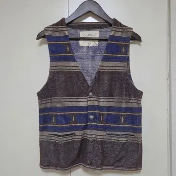 Quash 쿠아슈 네이티브 무늬 치마요 베스트 스트라이프 베스트