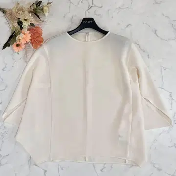 미 SOEJU 소쥬 라이트 크로스 코쿤 실루엣 블라우스 M 화이트