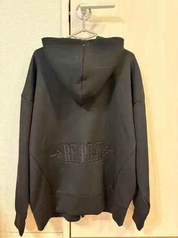 RE.PRAY 블랙 풀 집업 후드티 하뉴 유즈루