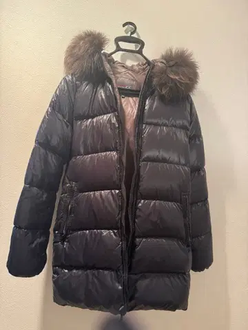 DUVETICA 블랙 다운 자켓 40