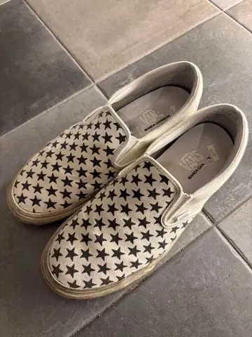 [최종 가격 인하] VANS BIANCA CHANDON 28.5cm