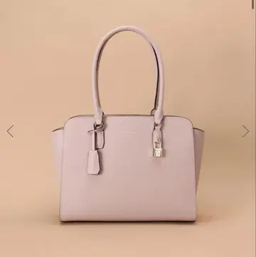 새상품급 사만다 타바사 대형 토트백 핑크 계열 참 포함 가죽 A4