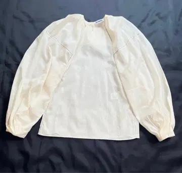 JIL SANDER 시어 블라우스 퍼프 슬리브