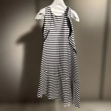 Les Copaines 스트라이프 슬리브리스 원피스