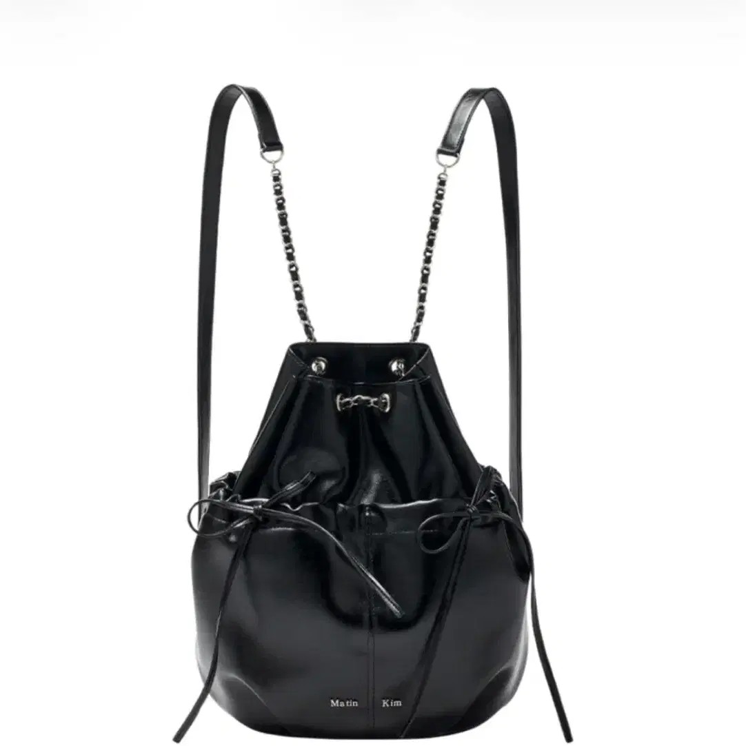 最後の値下げ)Matin kim 新品STUD MINI QUILTING BUCKET BAG IN BLACK 