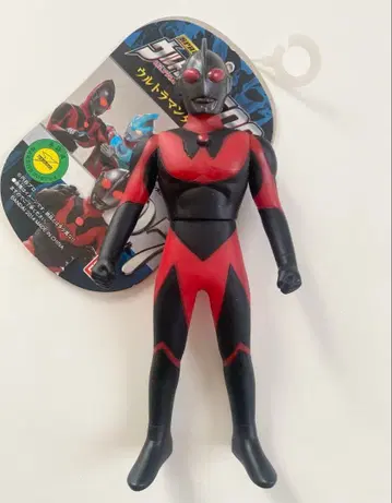 울트라맨 다크 소프트 비닐 울트라 히어로 500