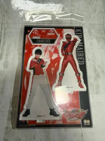 키라메이 레드 아크릴 스탠드 코미야 리오