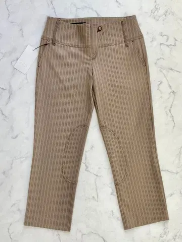 ZARA 2026년 신상 핀스트라이프 패턴 카프리 팬츠 새상품급