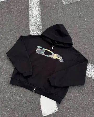 IDA sply x future archive 팝업 한정판 hoodie