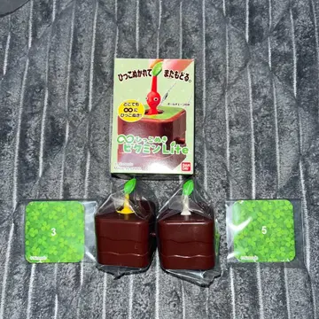 반다이 무한 뽑기 피크민 Lite 화이트 피크민 노랑 피크민 세트