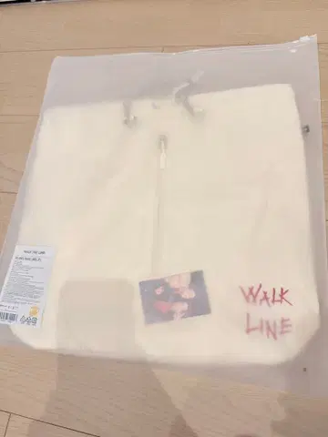 ENHYPEN WALK THE LINE 슬링백