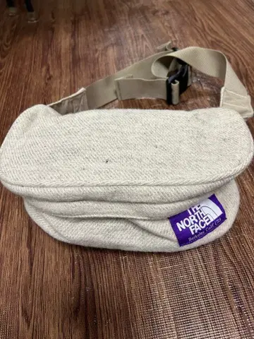 THE NORTH FACE 바디백 크림색 Harris Tweed