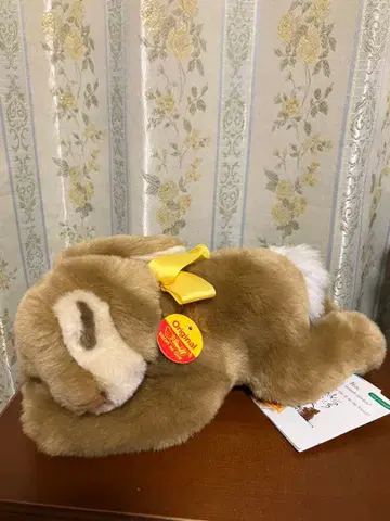 미사용 새상품 슈타이프 토끼 봉제 인형 택 포함 누워있는 독일 토끼