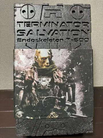 핫토이즈 T-600 컨셉 버전 터미네이터