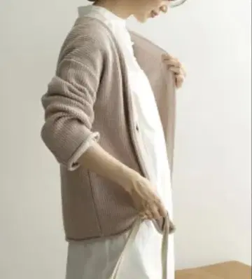 URBAN RESEARCH DOORS 니트 가디건 라이트 카키