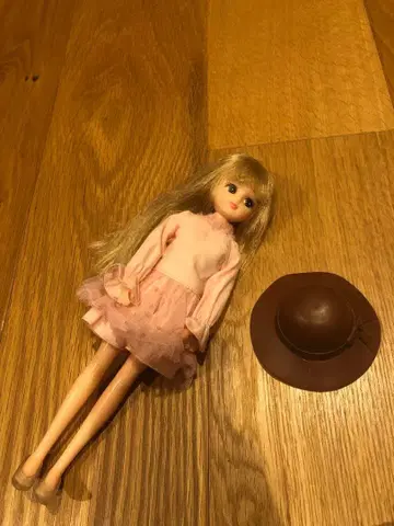 리카짱 의류, 모자, 신발, 귀걸이 세트 인형
