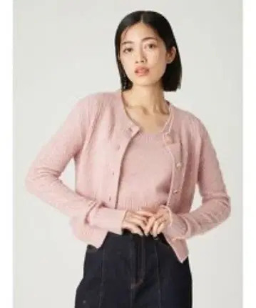 프레이아 아이디 라쿤 케이블 니트 앙상블