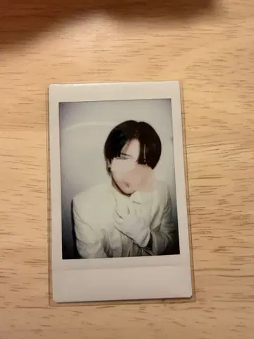 RINDO SHOP 라부시크 랜덤 폴라로이드 에츠야